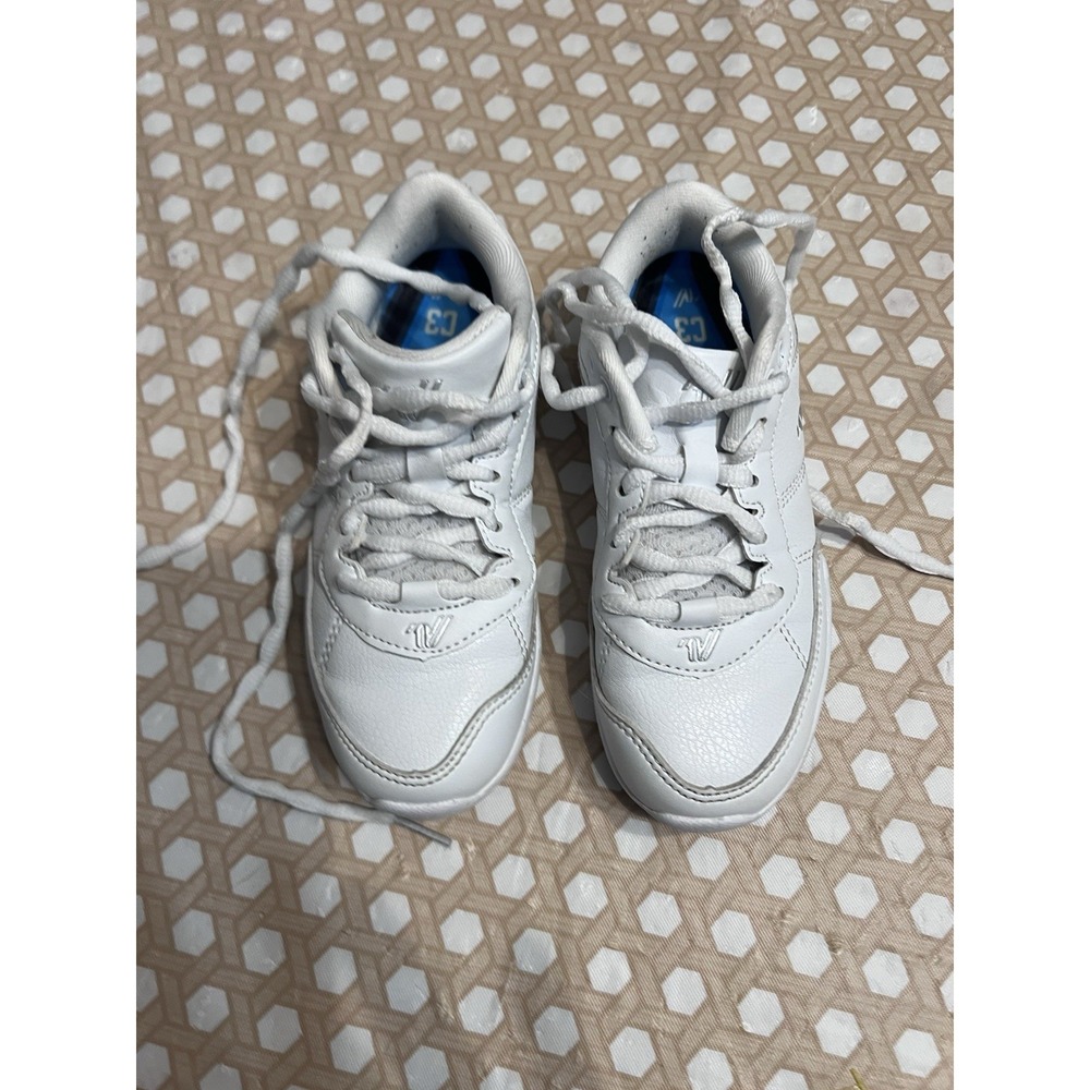Girls Varsity White Cheer Shoes 109587‎ Size 1Y
